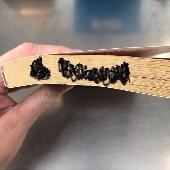 Roy Morelli Steps Up to the Plate, by: Thatcher Heldring, paperback book - Picture 4 of 6